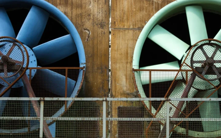 Patru Ore Fără Curent: Cum a Paralizat o Pană de Electricitate un Mare Oraș European