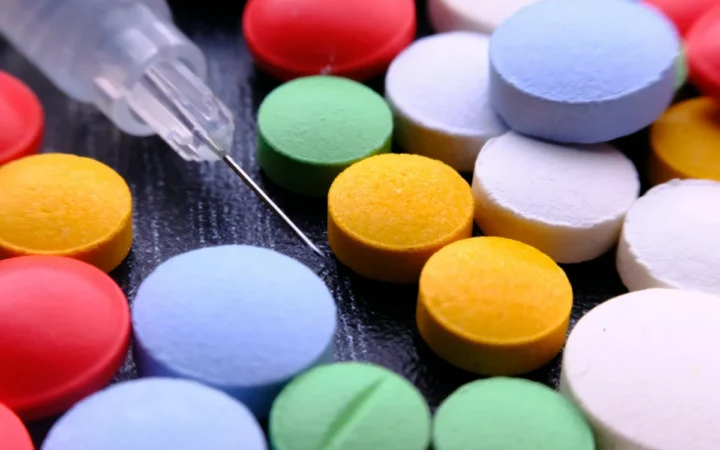 Riscurile ascunse ale antidepresivelor SSRI: legătura dintre violență, suicid și industria farmaceutică