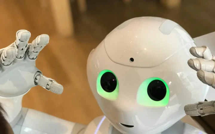 Roboții Preiau Controlul: Omenirea, Încotro?