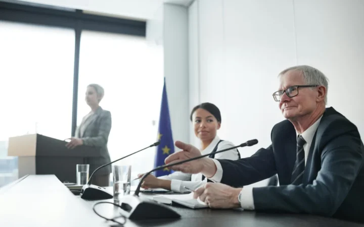 Viktor Orbán: Eroul-disident sau paravanul controverselor din UE?