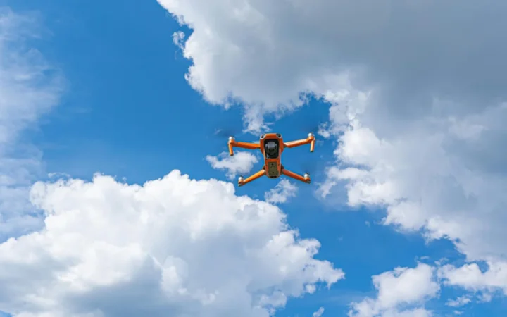 Noapte de foc: 85 de drone ucrainene lovesc Rusia, atacuri masive și explozii la Izmail