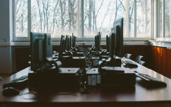 WarGames: Filmul care a anticipat pericolele inteligenței artificiale și conflictele cibernetice încă din 1983