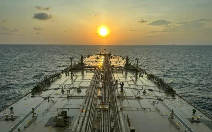 Marina franceză interceptează petrolier rusesc sancționat în Atlantic la ordinul lui Macron