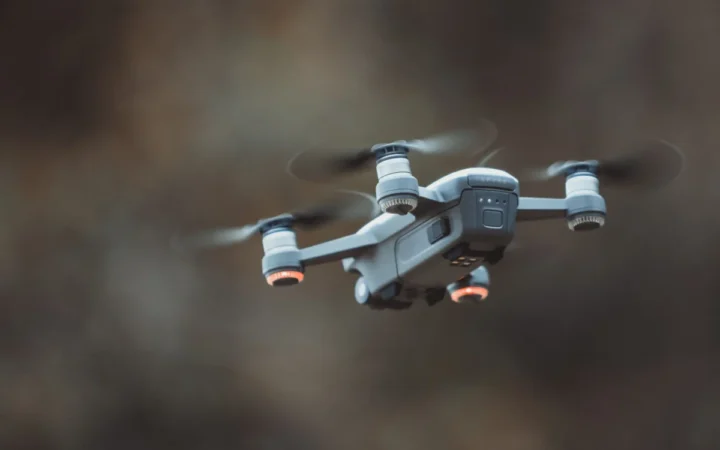Iranul Atacă cu Drone Bazele Militare Americane din Iordania și Bahrain, Vizând Ținte Strategice