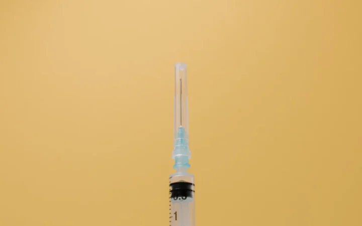 Copiii danezi și prețul ascuns al vaccinării: milioane plătite după efecte grave post-vaccin