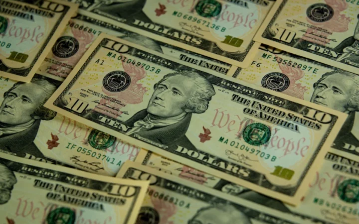 Datoria Federală a SUA Trecere Pragul de 40.000 Miliarde Dolari pentru Prima Dată în Istorie