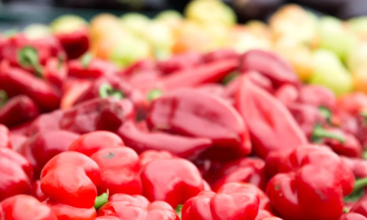 Tendințele alimentare care schimbă obiceiurile românilor