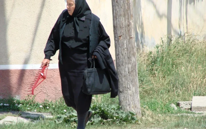 Relațiile moderne: provocări și adaptări în societatea românească