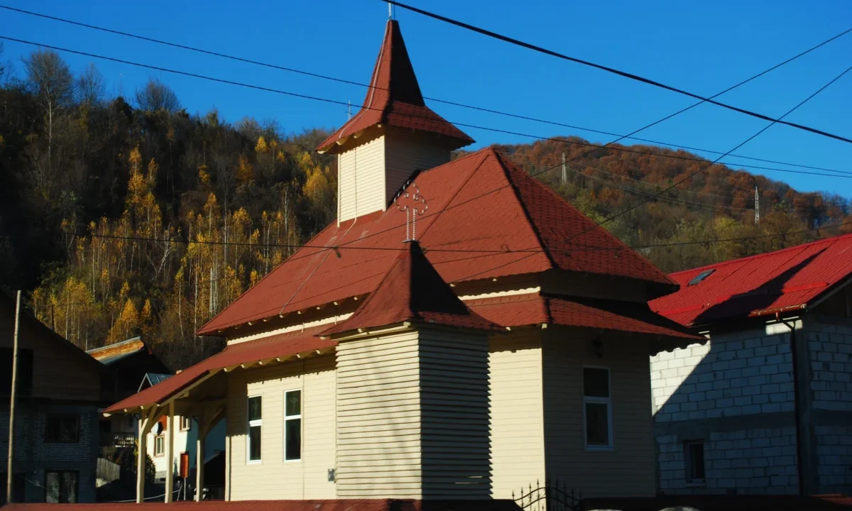 Religia, pilon al identității și coeziunii sociale în România de azi
