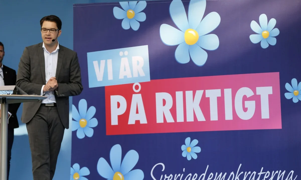 Sverigedemokraterna renunță la apărarea suedezilor și la esența naționalismului său