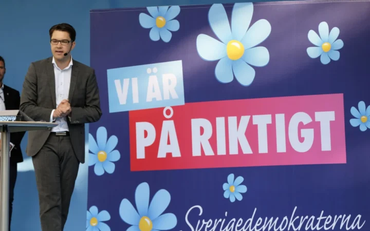Sverigedemokraterna renunță la apărarea suedezilor și la esența naționalismului său